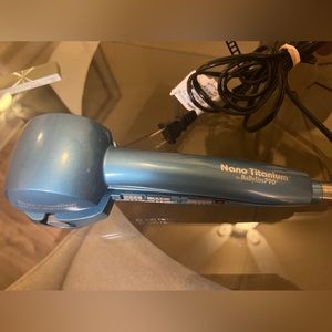 Babyliss Pro Nano Titanium MiraCurl Professional Curl Machine